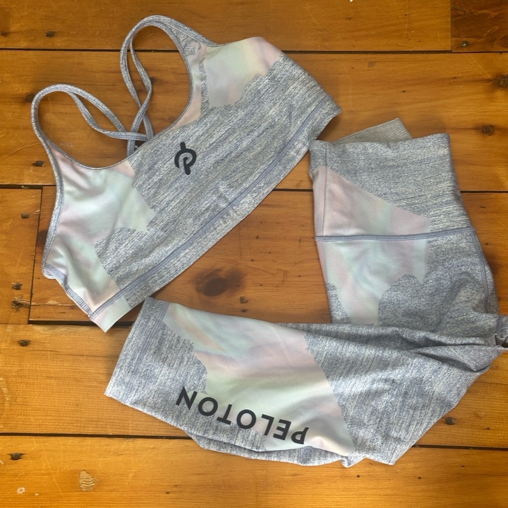 Peloton Apparel White Opal Set, Bra XL, Bottoms M